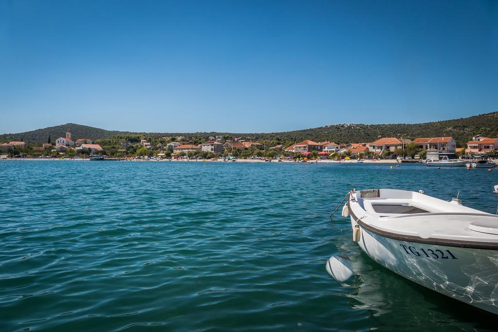Villa Albatros Vinišće Kültér fotó