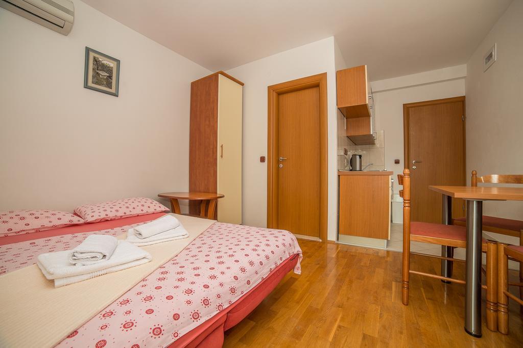 Villa Albatros Vinišće Kültér fotó