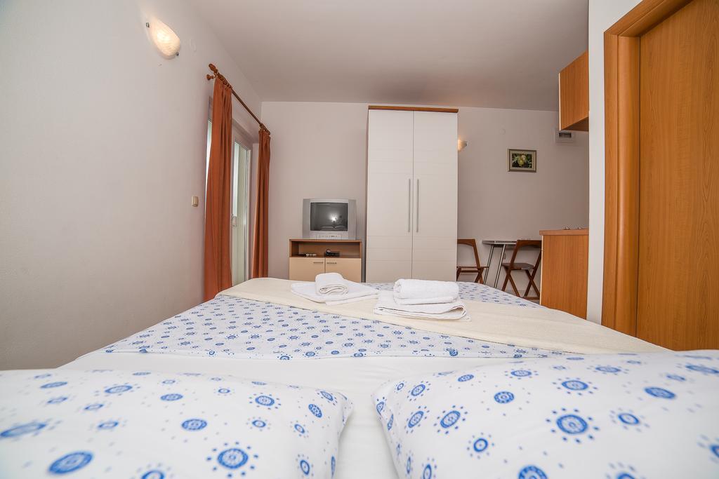 Villa Albatros Vinišće Kültér fotó