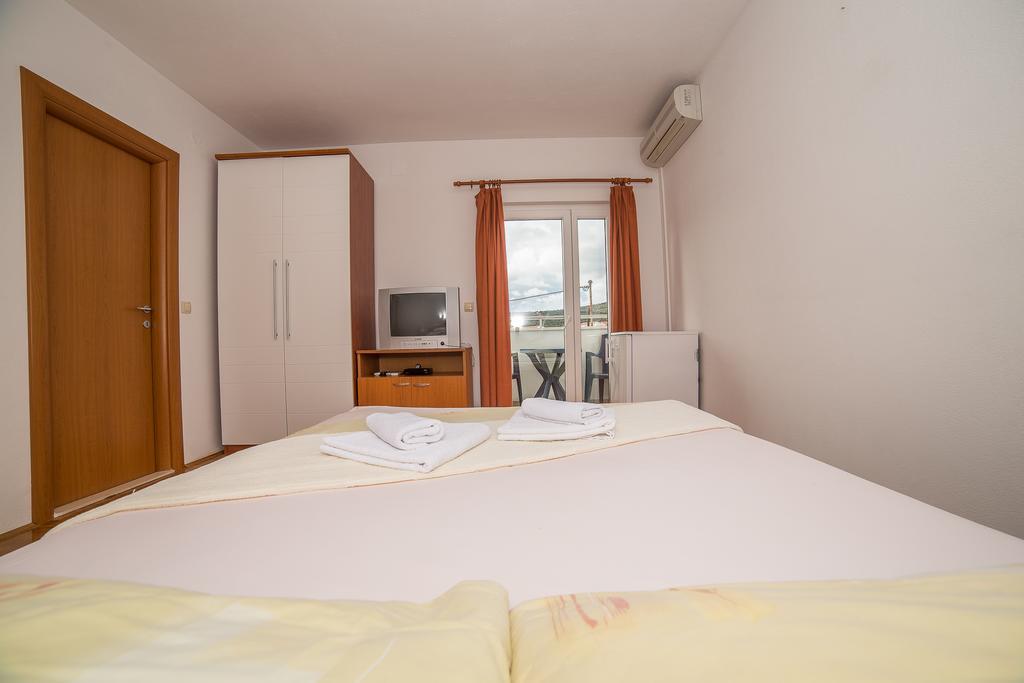 Villa Albatros Vinišće Kültér fotó