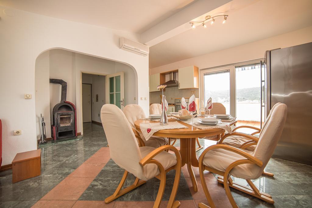 Villa Albatros Vinišće Kültér fotó